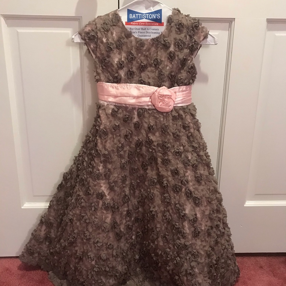 Isabella and Chloe sister dresses